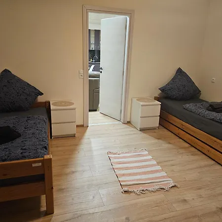 Naehe Geilenkirchen, Heinberg Und Uebach Palenberg 90qm Fuer 6 Personen