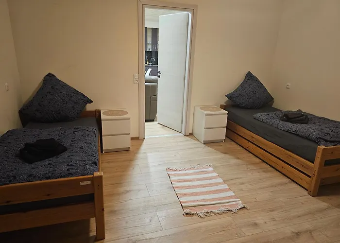 Naehe Geilenkirchen, Heinberg Und Uebach Palenberg 90qm Fuer 6 Personen